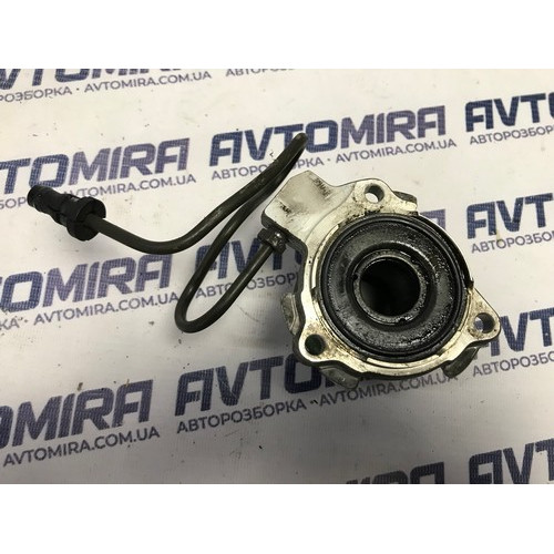 Выжимной подшипник Opel Combo 2001-2011 90523765